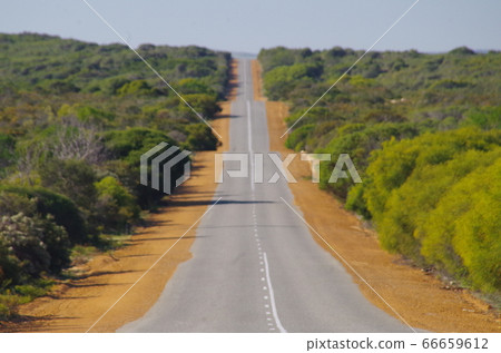 澳大利亞珀斯附近的廣闊直路 66659612
