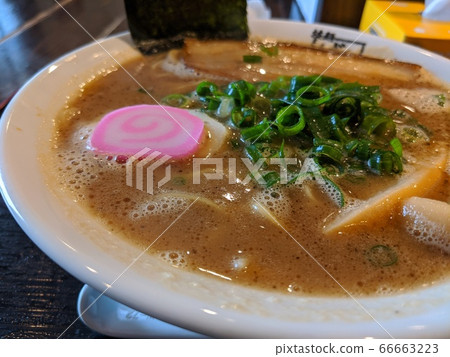 Tonkotsu Ramen 66663223