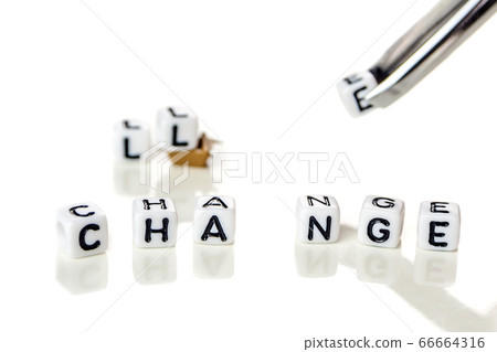Removing white cubes with a tweezer with letters l, change challenge 66664316