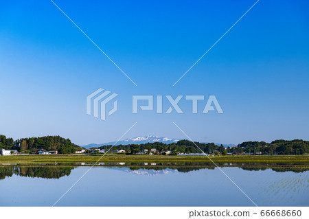 Kurikoma,水田,稻田和積雪殘片 Kurikoma,水田,稻田和積雪殘片 66668660