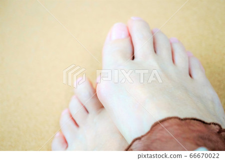 拇外翻裸腳 拇外翻裸腳 66670022