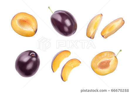 fresh purple plum and slices isolated on white background with clipping path. Top view. Flat lay. Set or collection. 66670288