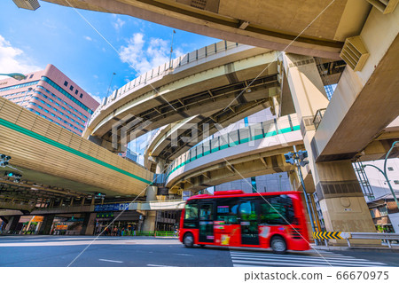 Tokyo cityscape in Japan, with views of Tokyo City Air Terminal and the like (the usual bustle still...) Tokyo cityscape in Japan, with views of Tokyo City Air Terminal and the like (the usual bustle still...) 66670975
