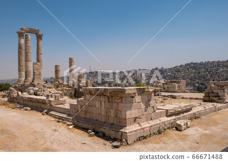 Ruins in Amman  Ruins in Amman  66671488
