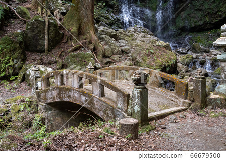 橋在森林兵庫縣,日本 橋在森林兵庫縣,日本 66679500