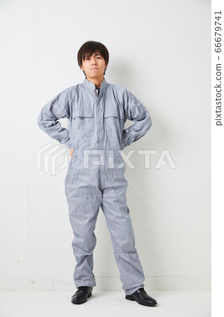 Men's fashion wearing workwear White wall overall work workwear 66679741
