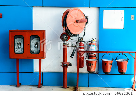 Wall Hanging Fire Extinguisher, Fire Safety and Emergency Equipment  66682361