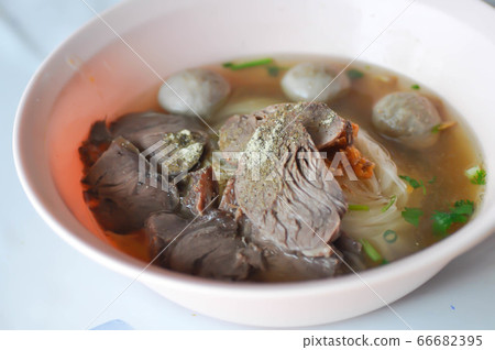 noodle, Chinese noodle 66682395