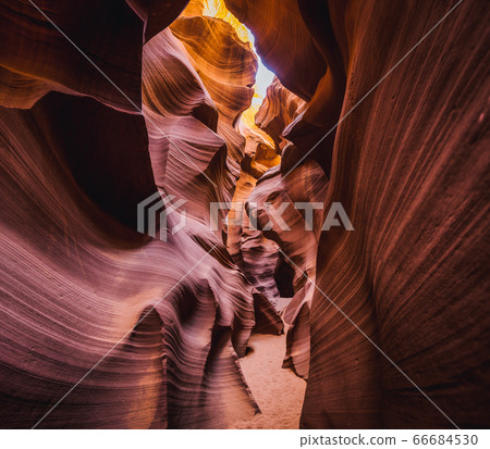 Antelope Canyon, Arizona, USA 66684530