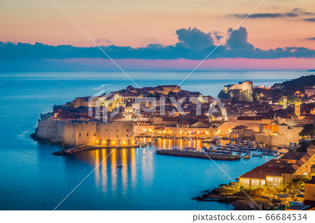 Old town of Dubrovnik at sunset, Dalmatia, Croatia 66684534