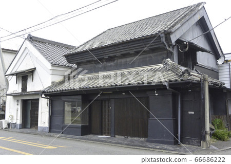 Nikko Kaido Utsunomiyajuku，用陶器製成的倉庫 66686222