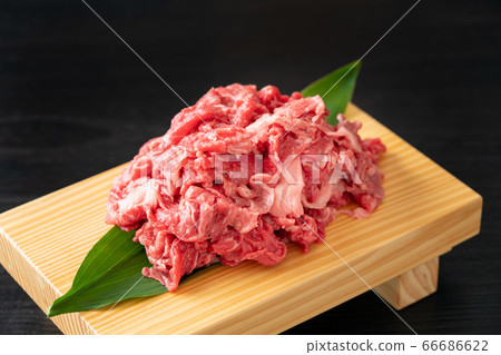 國產牛肉切塊400g 66686622