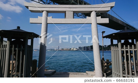 Wafukari Shrine and Kanmon Strait 66688191
