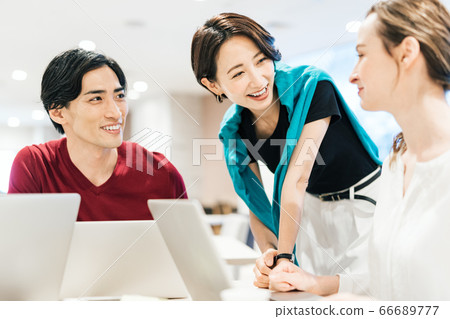 員工會議[全球] 66689777