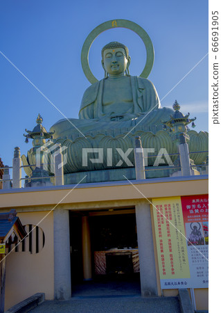 Takaoka Daibutsu 66691905