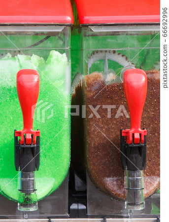 Machine for making ice cream smoothie drinks Machine for making ice cream smoothie drinks 66692996
