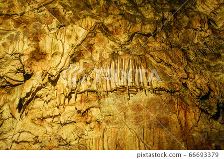 Hida Large Limestone Cave Hida Large Limestone Cave 66693379