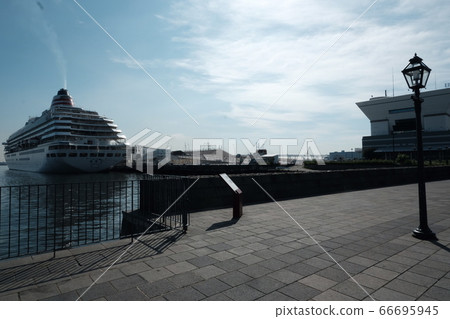 Harbor and ship 66695945