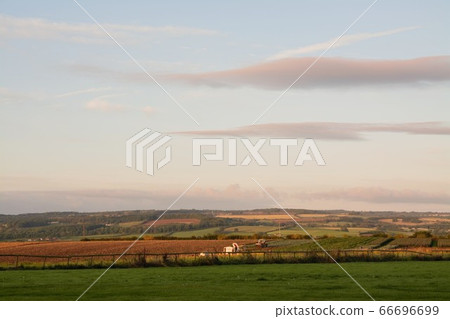 Cotswolds rural Cotswolds rural 66696699