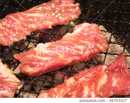 Grilled beef ribs 66701027