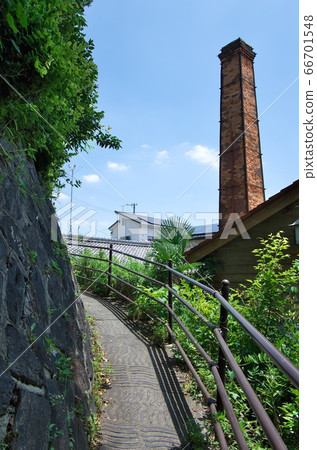 愛知縣高濱市:“奧尼道奇”和一個磚煙囪 愛知縣高濱市:“奧尼道奇”和一個磚煙囪 66701548