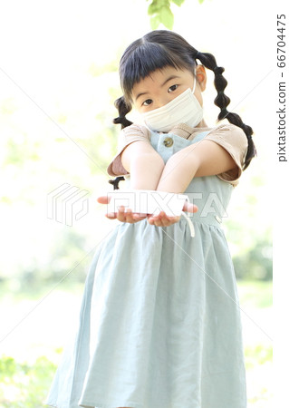 幼兒園托兒所女孩面膜 66704475