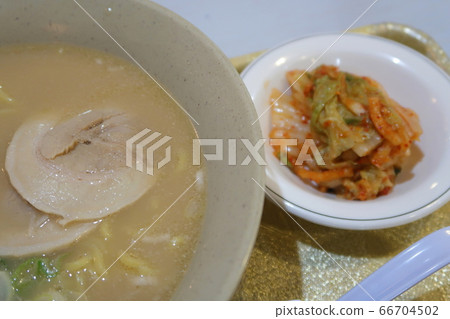 泡菜豬骨拉麵 泡菜豬骨拉麵 66704502