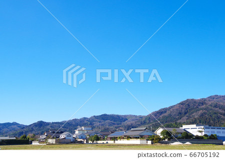 島根縣安來市的Sa野湯溫泉鄉清爽的早晨風景（天氣晴朗） 66705192