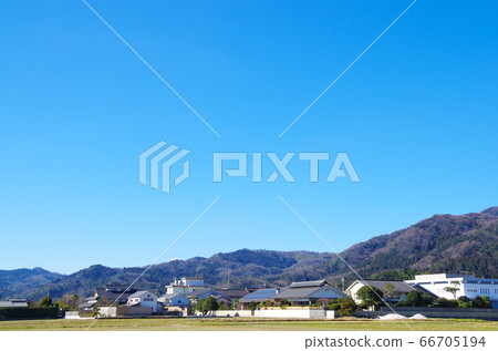 島根縣安來市的Sa野湯溫泉鄉清爽的早晨風景（天氣晴朗） 66705194