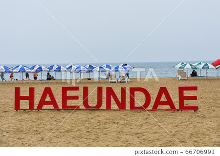 Scenery of Haeundae Beach in Busan, South Korea 66706991