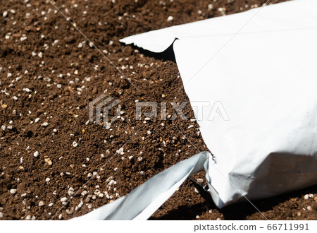 準備用土壤栽培的土壤購買用於家庭花園的栽培土壤購買用於園藝的土壤栽培的土壤 66711991