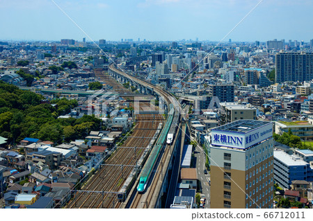 從北拓皮穿過王子的火車和朝著ita玉的城市景觀的視圖 66712011