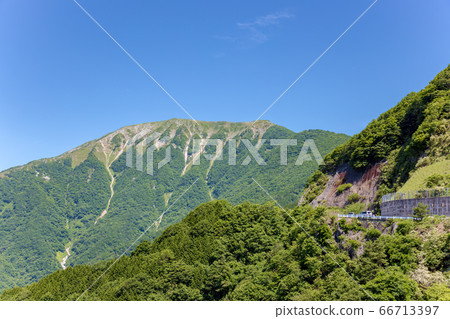 Mt. Ibuki (June, clear morning) 66713397