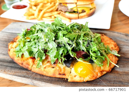 Holidays in Hawaii 66717901