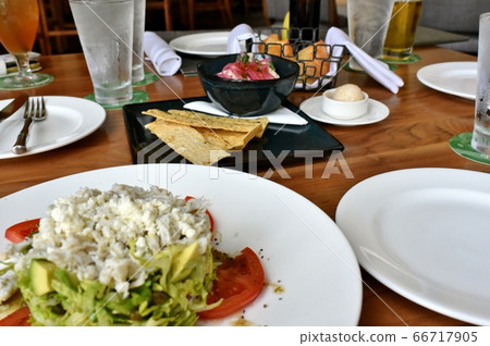 Holidays in Hawaii 66717905