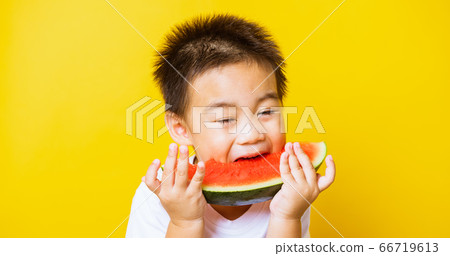 kid cute little boy attractive laugh smile playing 66719613