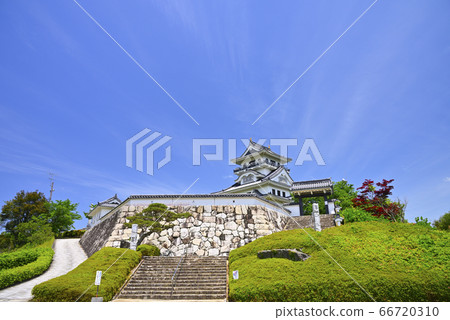 Kawara Castle (Kawara Town, Tottori City, Tottori Prefecture) Kawara Castle (Kawara Town, Tottori City, Tottori Prefecture) 66720310
