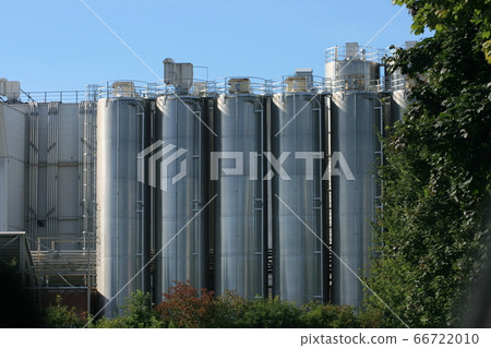 Industrial plant Industrial plant 66722010