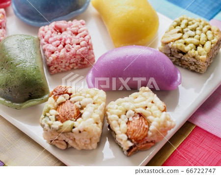 Korean traditional food Songpyeon and Gangjeong Korean traditional food Songpyeon and Gangjeong 66722747