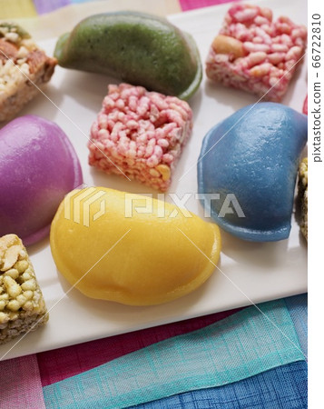 Korean traditional food Songpyeon and Gangjeong Korean traditional food Songpyeon and Gangjeong 66722810