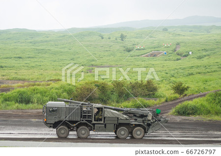 Type 19 wheeled self-propelled 155mm long shell (FH70) 66726797