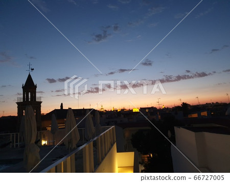 Overseas sunset 66727005