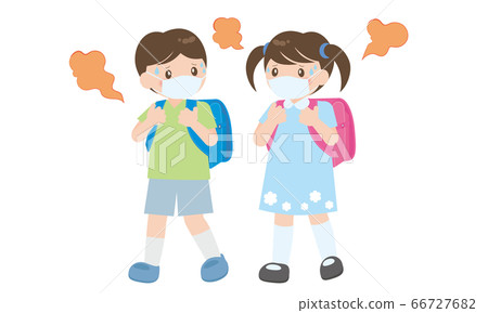 Short-sleeved children attending school with masks (be careful of heat stroke) Short-sleeved children attending school with masks (be careful of heat stroke) 66727682