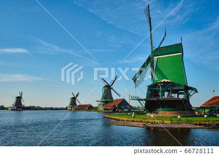 Windmills at Zaanse Schans in Holland. Zaandam, Nether Windmills at Zaanse Schans in Holland. Zaandam, Nether 66728111