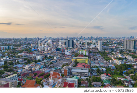 Aerial view of Phaya Thai district, Bangkok 66728686