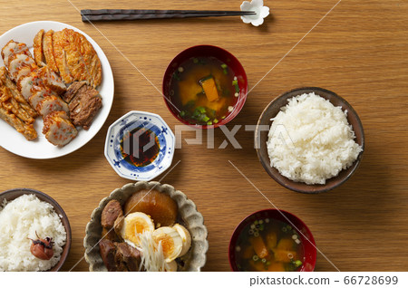 Boiled pork and Satsuma fried table 66728699