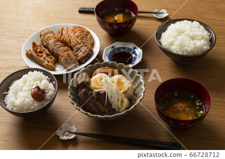 Boiled pork and Satsuma fried table 66728712