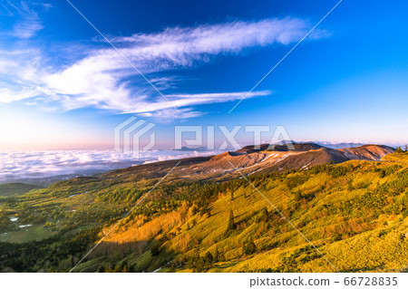 《Gunma Prefecture》 View of the highest point of the national highway at dawn in Shibutoge 66728835