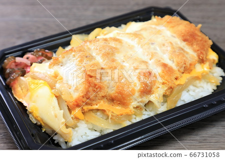 Delicious cutlet heavy lunch Delicious cutlet heavy lunch 66731058
