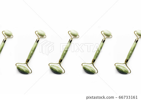 Pattern made from Jade face roller 66733161